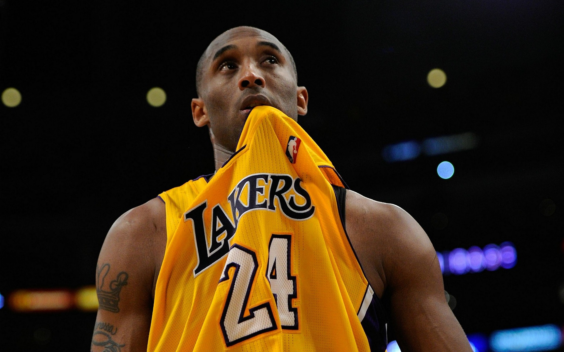 足球带来了 足球带来了